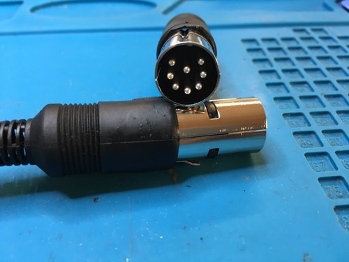 Commodore connettore din 8 - connettore,