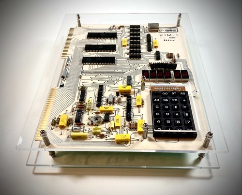 Commodore kim custodia di - kim-1, |