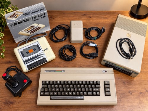 Commodore con floppy drive - commodore,