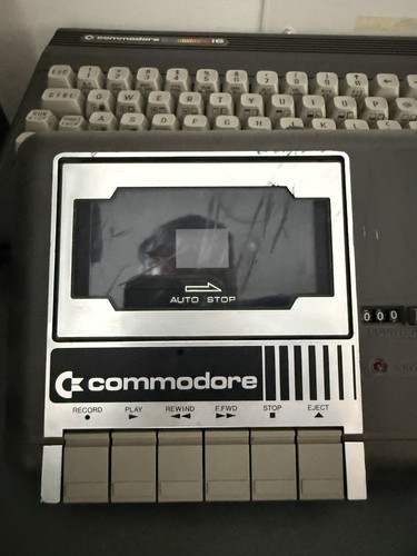 Commodore c16 serie 264 - commodore,
